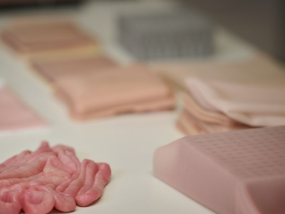 Synthetic silicone skin samples for medical simulation and device testing